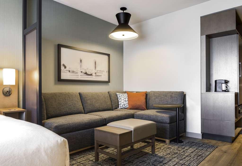 Hyatt Place Sacramento International Airport 部屋 写真